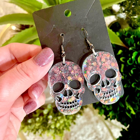 Clear Sparkle Skull Earrings - Picture 3 of 3